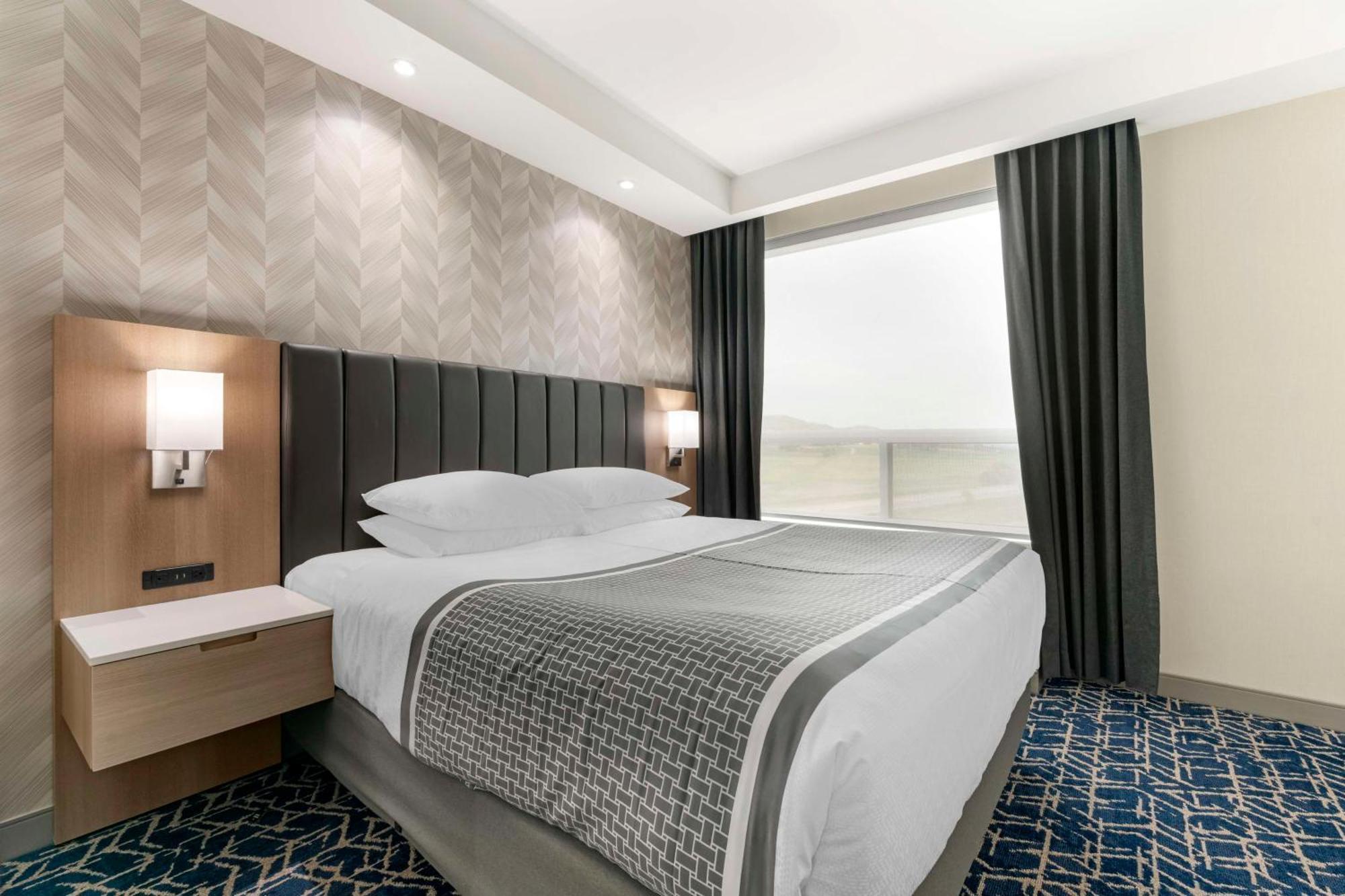 Best Western Premier Route 97 Vernon Exterior foto