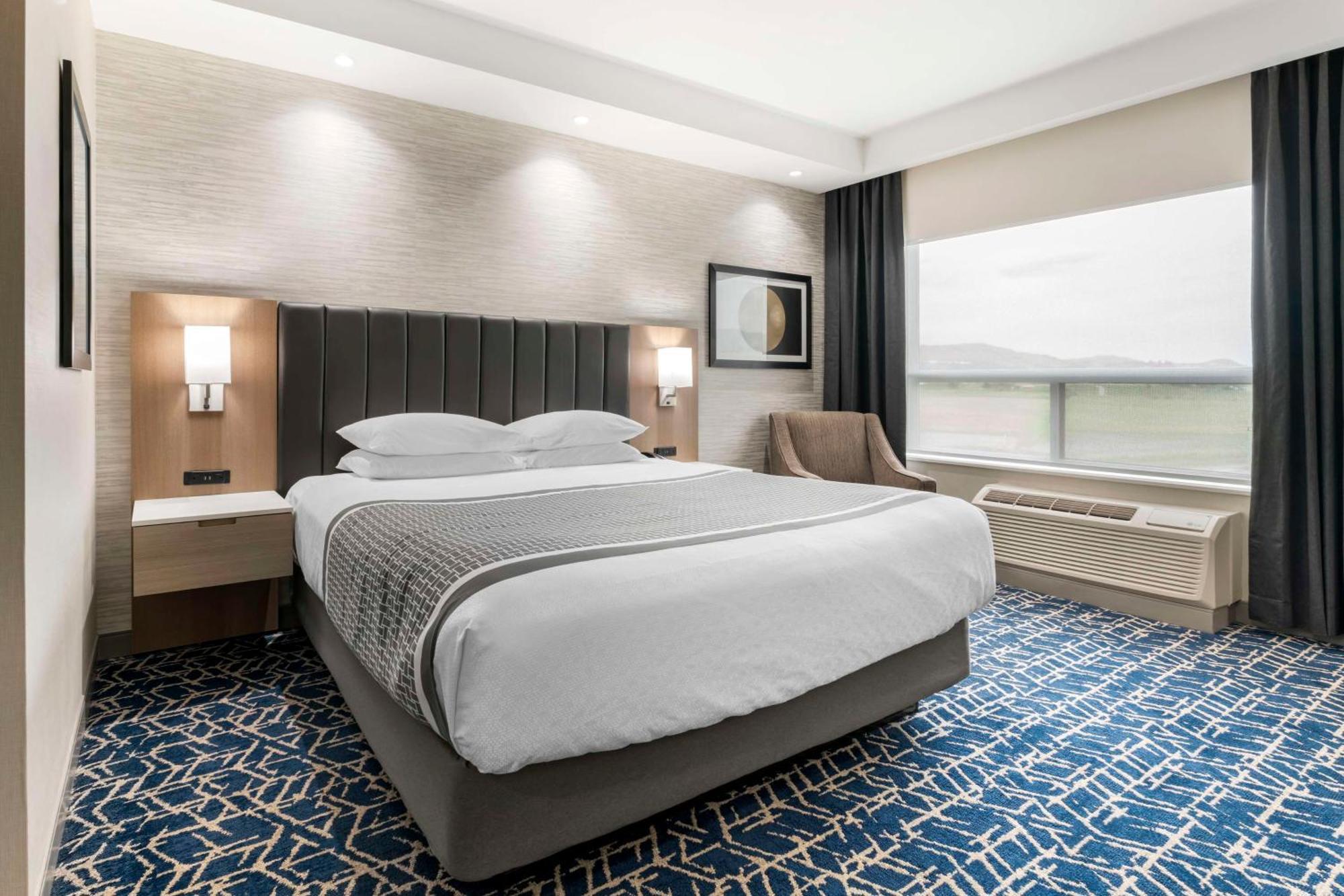 Best Western Premier Route 97 Vernon Exterior foto