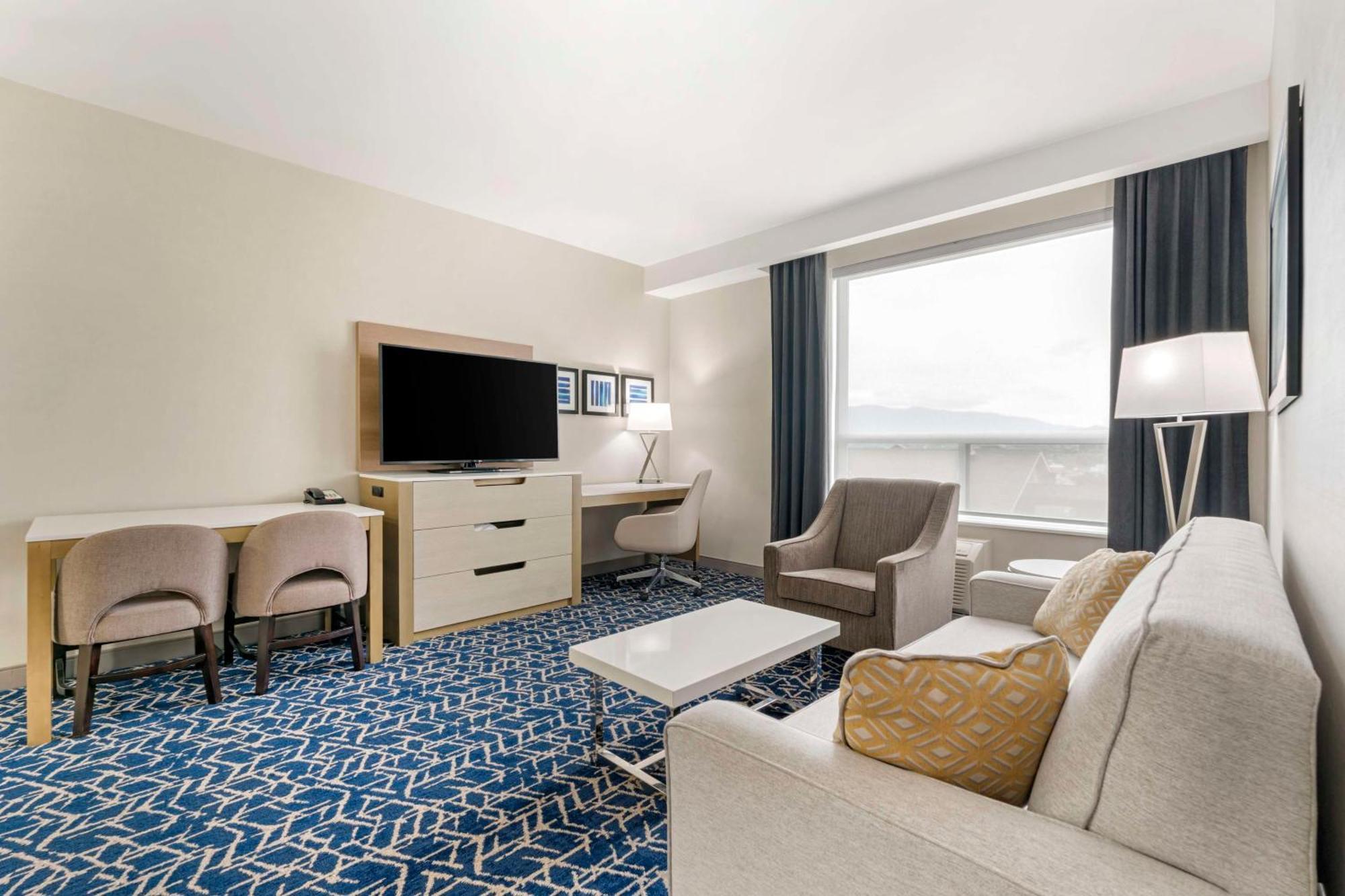 Best Western Premier Route 97 Vernon Exterior foto